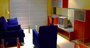 马里纳套房-阿巴帕特 公寓式酒店